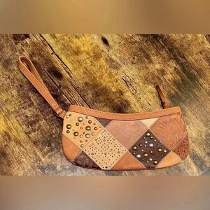 FOSSIL | ladies Journey patchwork leather wristlet
